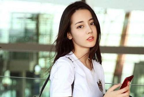 杨紫任嘉伦娱乐爆料视频,揭秘幕后故事与精彩瞬间 第2张 杨紫任嘉伦娱乐爆料视频,揭秘幕后故事与精彩瞬间 第2张